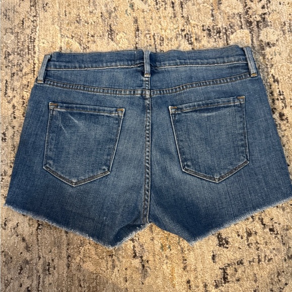FRAME denim Le Cutoff shorts size 27. Quiet luxury neutral minimalist festival - Picture 5 of 9
